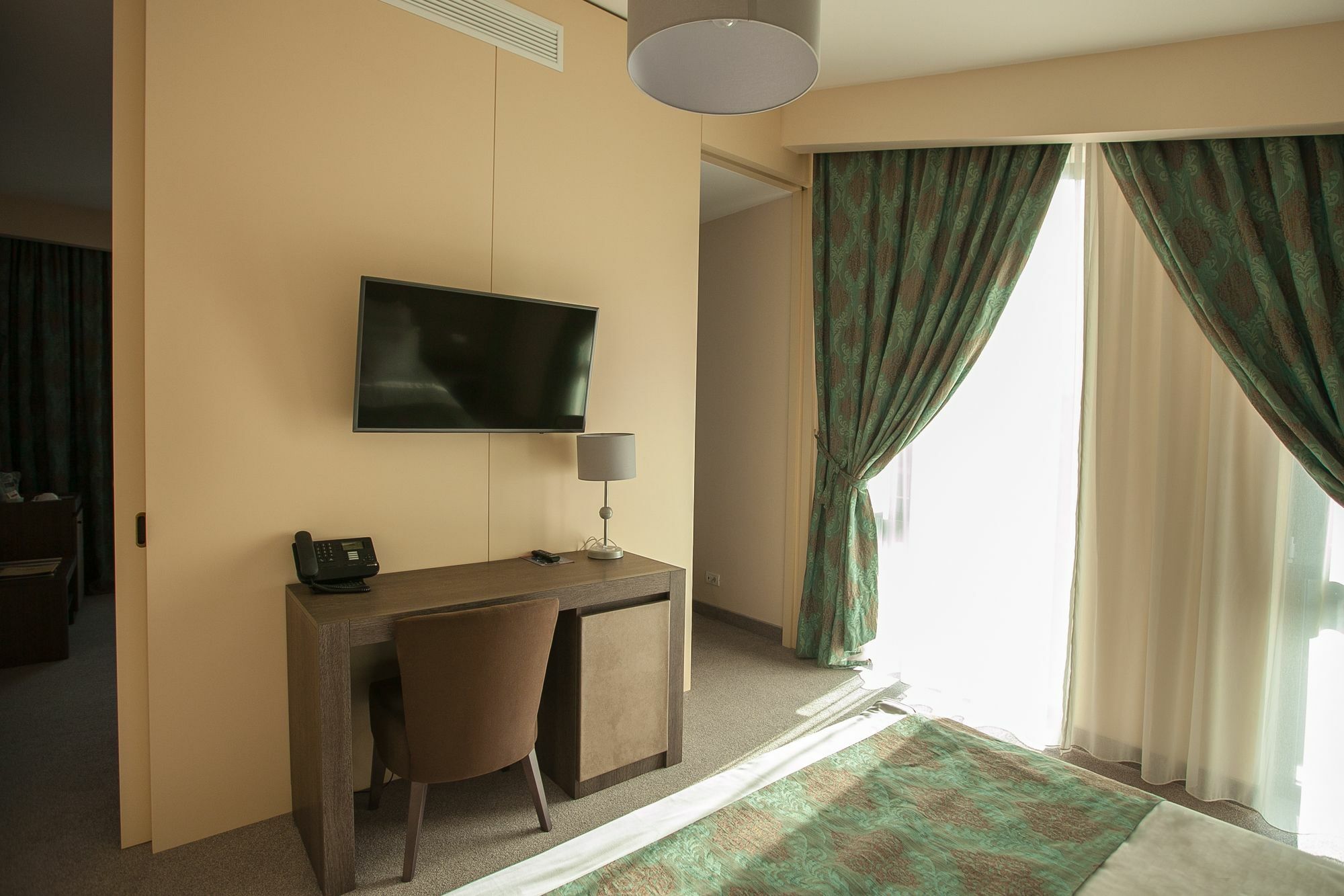 Victoria Bulevard Hotel 4*